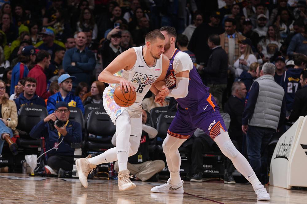 配本土足球 配本土足球