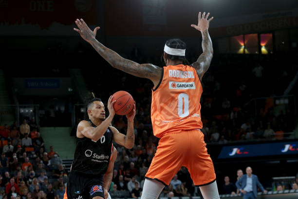 许多专业人 许多专业人